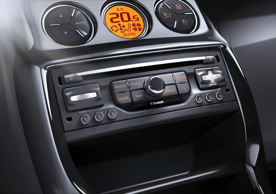  Citroen C3 2013 года  (фото 9 из 38)